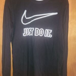 Nike mens long-sleeved tee